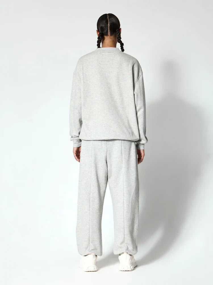 Sweat-shirt gris en molleton doux et confortable