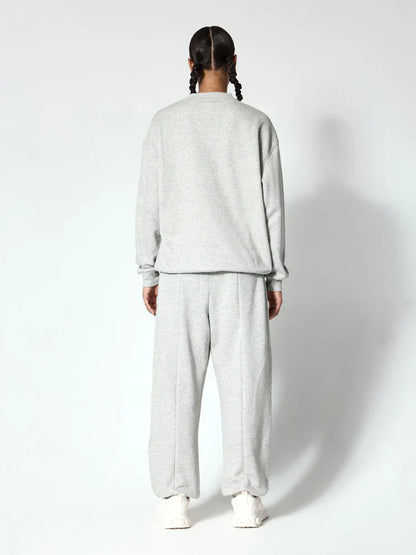 Sweat-shirt gris en molleton doux et confortable